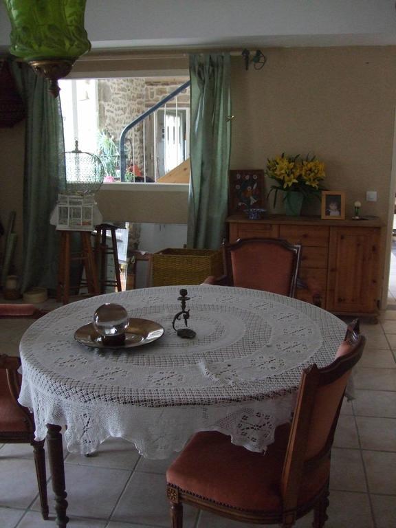 Le Pigeonnier De Quarre Bed and Breakfast Exteriör bild
